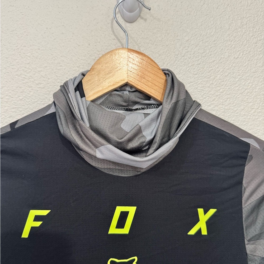 Fox Gray and Black Camouflage long sleeve shirt size YL boys - Picture 3 of 10